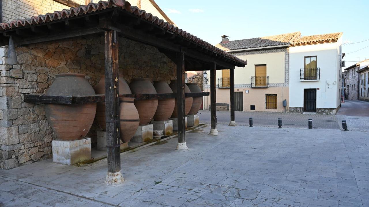 Casa Rural Antigua Botica Torremocha de Jarama Exterior foto